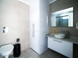 Girne Esentepe'de Deniz Manzaralı Satılık 3+1 Daire