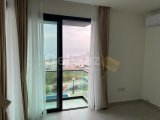 Girne Esentepe'de Deniz ve Dağ Manzaralı Şık Villa!