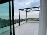 Girne Esentepe'de Deniz ve Dağ Manzaralı Şık Villa!
