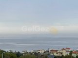 Girne Esentepe'de Deniz ve Dağ Manzaralı Şık Villa!