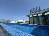 Girne Esentepe'de Deniz ve Dağ Manzaralı Şık Villa!
