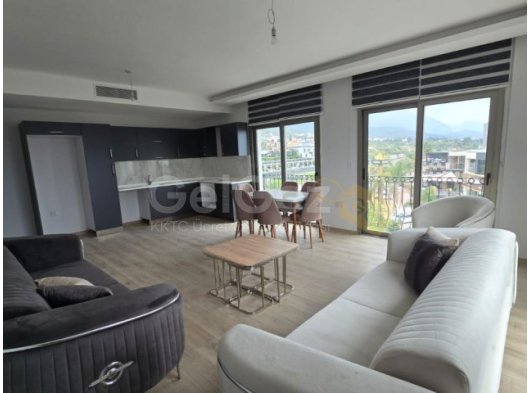 Girne Merkez'de Satılık 3+1 Daire - Şehir ve Doğa Manzaralı????