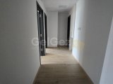 Girne Merkez'de Satılık 3+1 Daire - Şehir ve Doğa Manzaralı????
