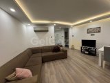 Girne Merkez'de havuzlu sitede satılık 2+1 daire