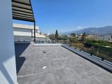 Girne Alsancak'ta Merit Oteller bölgesinde modern villa