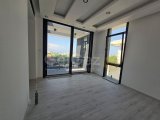 Girne Alsancak'ta Merit Oteller bölgesinde modern villa