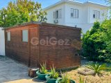 Karşıyaka bölgesinde satılık geniş arazili (2246 m2)villa!!