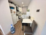 Girne merkezde satılık 2+1 daire havuzlu sitede