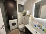 Girne merkezde satılık 2+1 daire havuzlu sitede