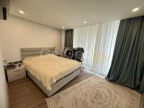Girne merkezde satılık 2+1 daire havuzlu sitede
