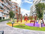 Girne merkezde satılık 2+1 daire havuzlu sitede