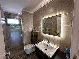 Havuzlu sitede satılık geniş 1+1 daire