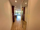 Havuzlu sitede satılık geniş 1+1 daire