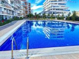 Girne merkezde satılık 2+1 daire havuzlu sitede