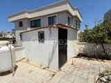 Girne Zeytinlik'te Eşsiz 4+1 Girne Merkeze çok yakın Villa