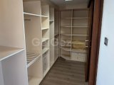 Girne Zeytinlik'te Eşsiz 4+1 Girne Merkeze çok yakın Villa