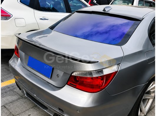 BMW E60 Arka Cam Üstü Spoiler