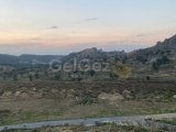 Girne/Arapköy’de satılık 677m2 arsa