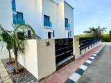 Girne Çatalköy'de Eşyalı 2+1 İkiz Villa Kiralık | Bahçe ve Havuz Keyfi