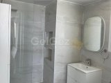 Girne/Çatalköyde dağ ve önü kapanmaz deniz manzaralı 9+2 kiralık villa