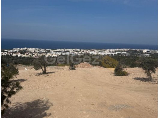 Girne/Esentepede satılık 1300m2 arsa