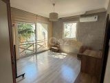 Girne Merkez’de Havuzlu sitede 3 + 1 kiralık daire