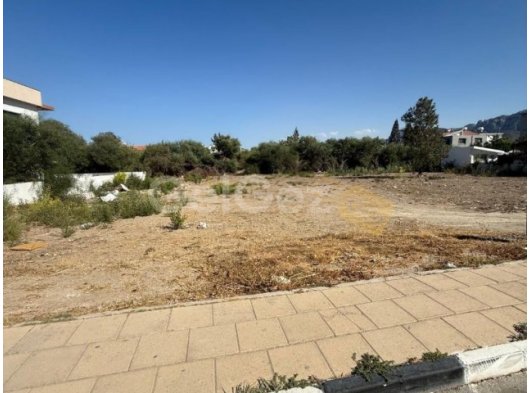 Girne/Karaoğlanoğlunda satılık 1459m2 arsa