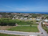Girne/karsıyakada satılık son 2 adet arsa