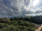 Girne/Karsıyaka'da Satılık 3540 m2 Muhteşem Lokasyonda Arazi