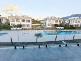 Gırne Alsancak Merıt Oteller Bolgesınde Satılık 2+1 daıreler