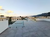 Gırne Alsancak Merıt Oteller Bolgesınde Satılık 2+1 daıreler
