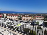 Girne/Arapköy'de satılık 2+1 havuzlu site içerisinde daire