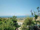 Girne / Arapköy'de satılık 3+1 muhtesem konumda villa