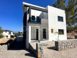Çatalköy'de satılık özel havuzlu 5+2 villa