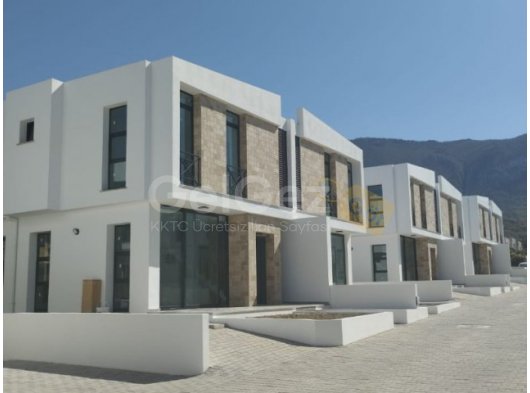GIRNE DOGANKOYDE 3+1 SATILIK IKIZ VILLALAR