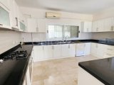 Girne Edremit'te 4+1 Özel Havuzlu Satılık Villa