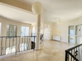 Girne Edremit'te 4+1 Özel Havuzlu Satılık Villa