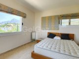 Girne Edremit'te 4+1 Özel Havuzlu Satılık Villa