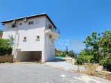 Girne Edremit'te 4+1 Özel Havuzlu Satılık Villa