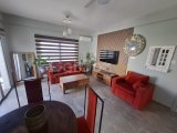Girne/Esentepede satılık havuzlu site içi 2+1 Penthouse daire