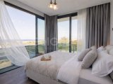 Girne Esentepe'de Lüks Villa Satılık - Deniz ve Doğa Manzaralı