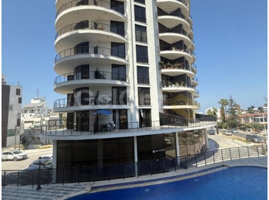 Girne merkezde satılık 1+1 lüks Daire