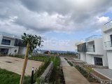 Girne Karşıyakada satılık 1+1 penthouse