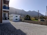 Girne Lapta'da Dağ ve Deniz Manzaralı, 3+1 Mükemmel Daire!