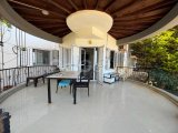 Girne Lapta'da satılık 3+1 daire