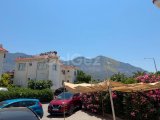 Girne Lapta'da satılık 3+1 daire
