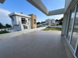 GIRNE YESILTEPEDE SATILIK VILLA
