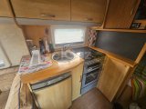 Güneş panelli 5 kişilik karavan