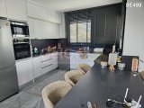 ÖZEL HAVUZLU MODERN VİLLA