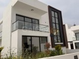 Çatalköy'de Deniz ve Dağ Manzaralı 4+1 Lüks Villa